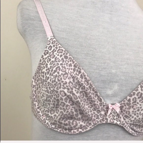 - SOLD - Victoria’s Secret Unlined Perfect - Picture 2 of 7